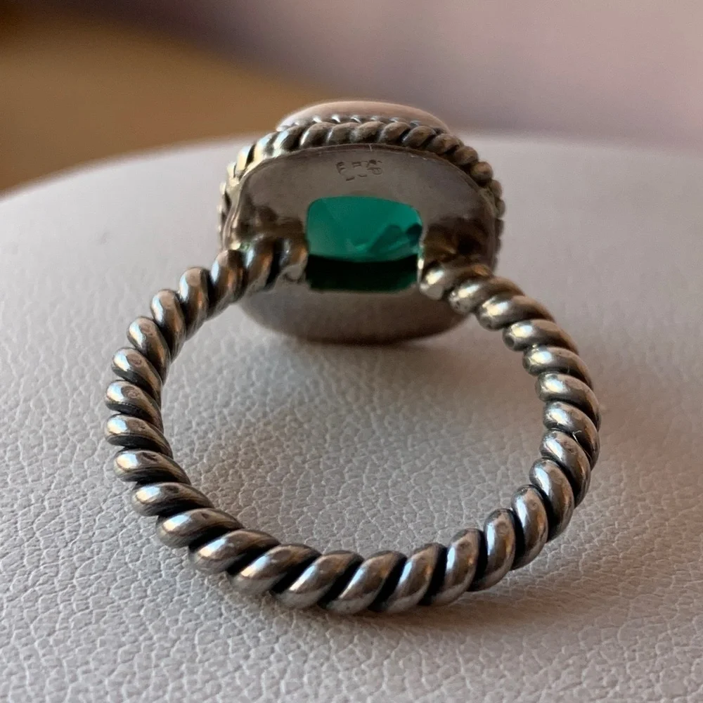 VINTAGE GREEN QUARTZ 925 STERLING SILVER TWISTED CABLE RING